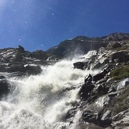 Sunstar Saas-Grund